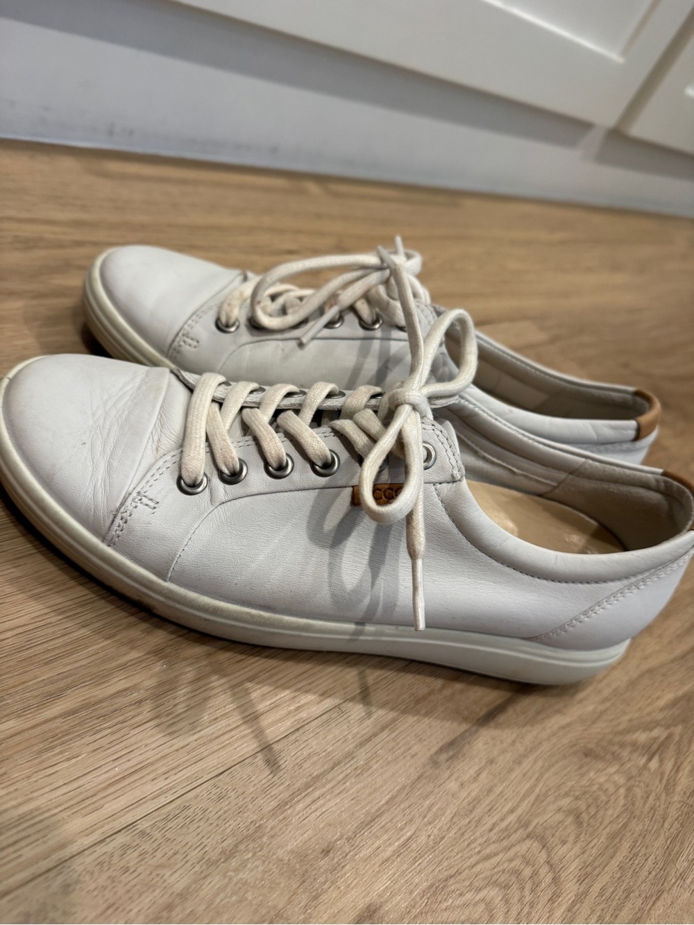 Ecco Leather Sneakers
